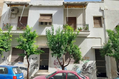 Διώροφη μονοκατοικία 220 τ.μ. στην Αθήνα